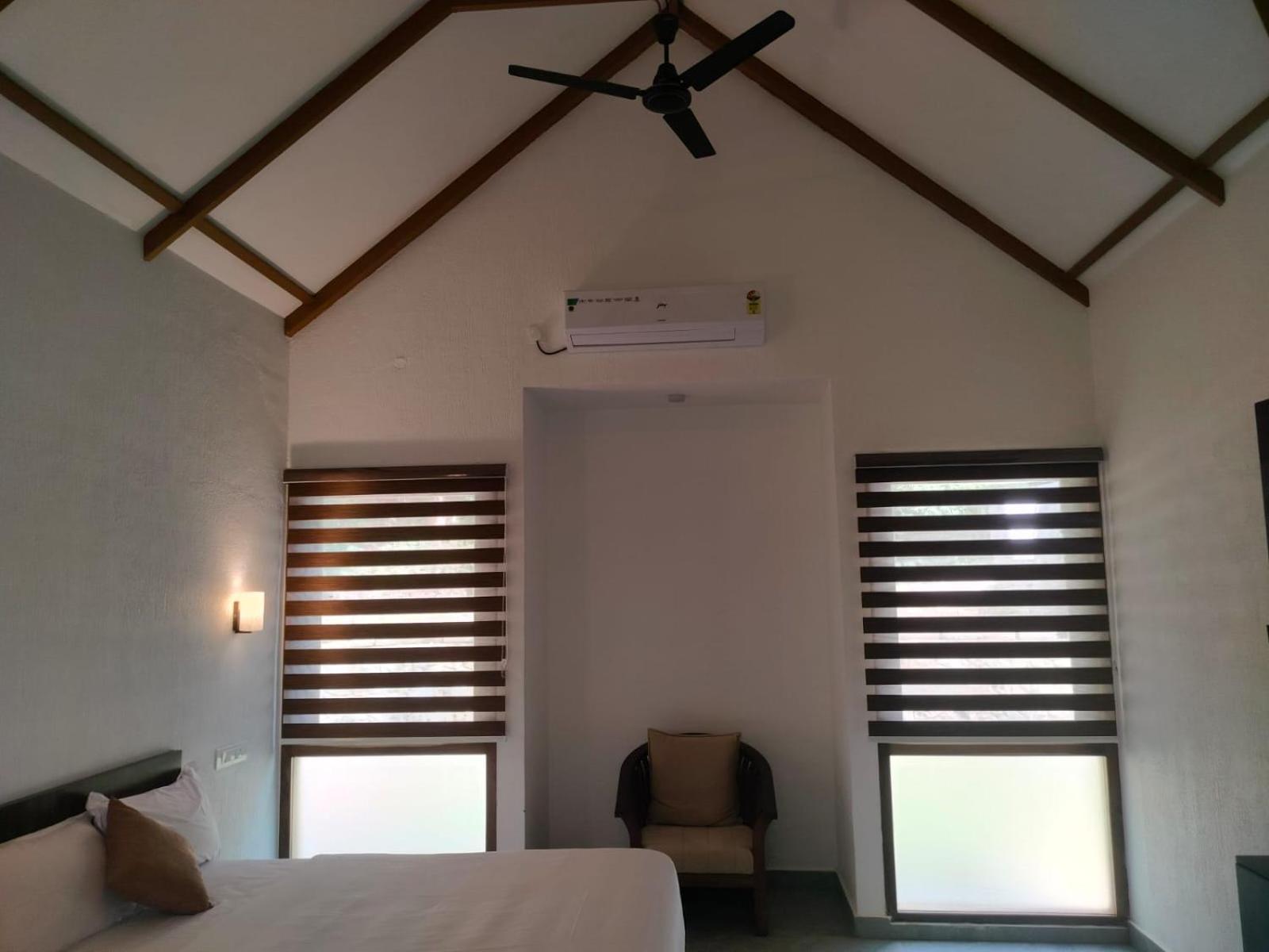 Mystic Trees, Kumily Appartement Thekkady Buitenkant foto